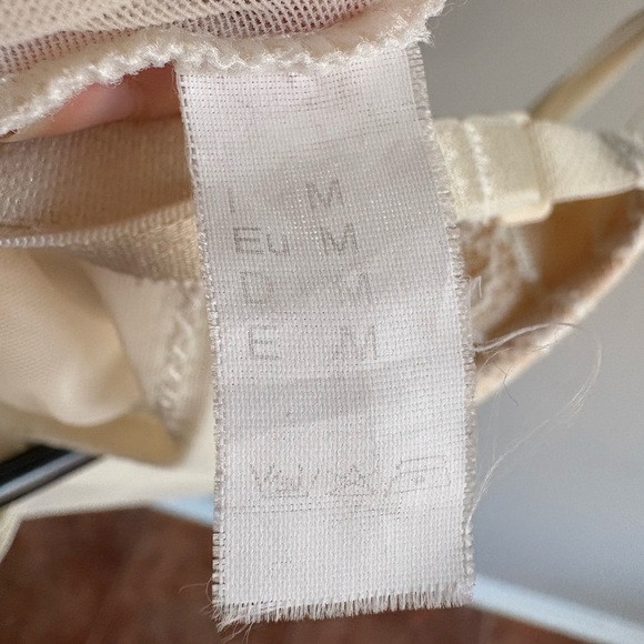 Intimissimi Cream Lace Sheer Bustier Top - Picture 7 of 7